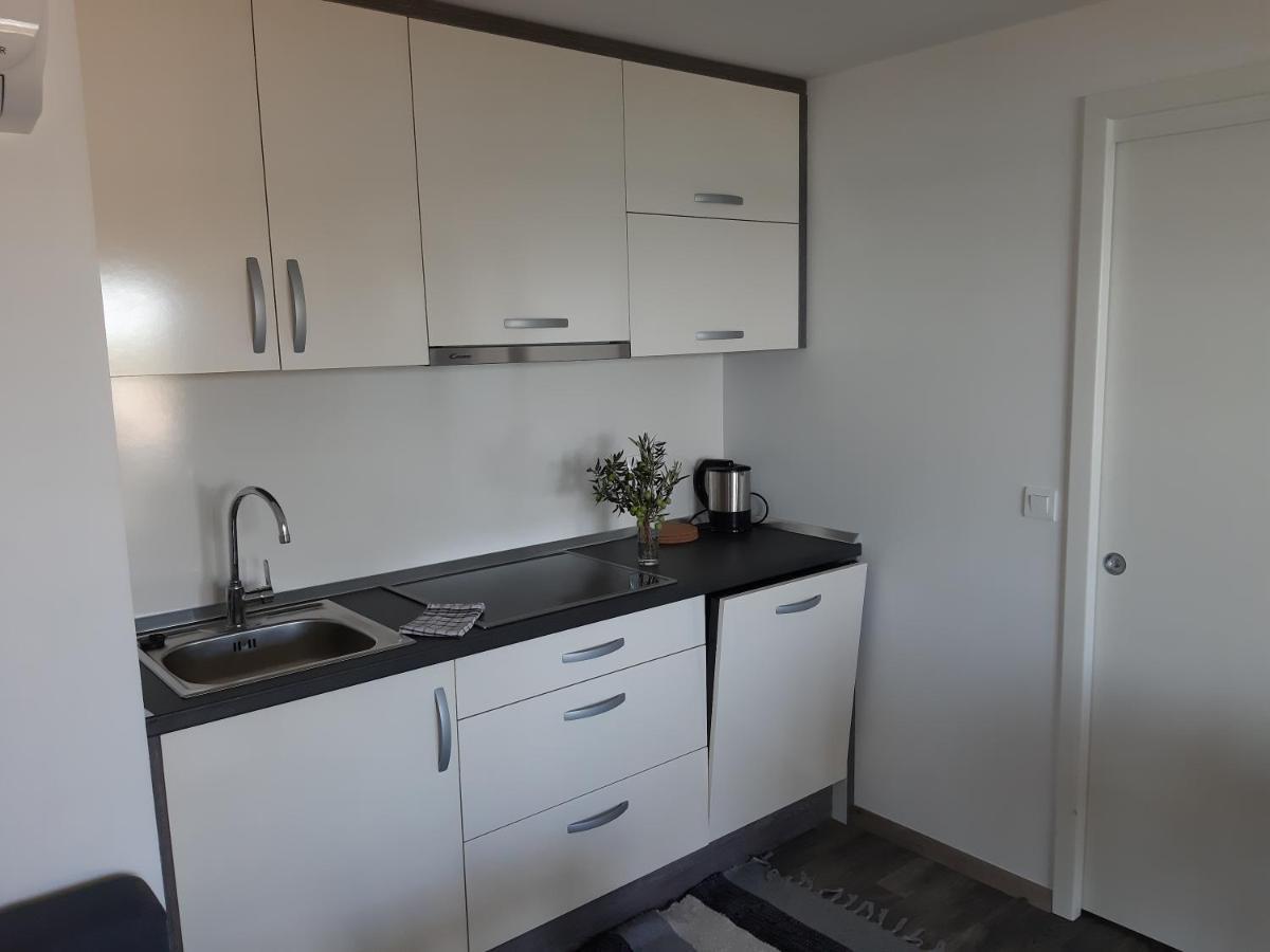 Mobile Home Tina Tisno Eksteriør billede